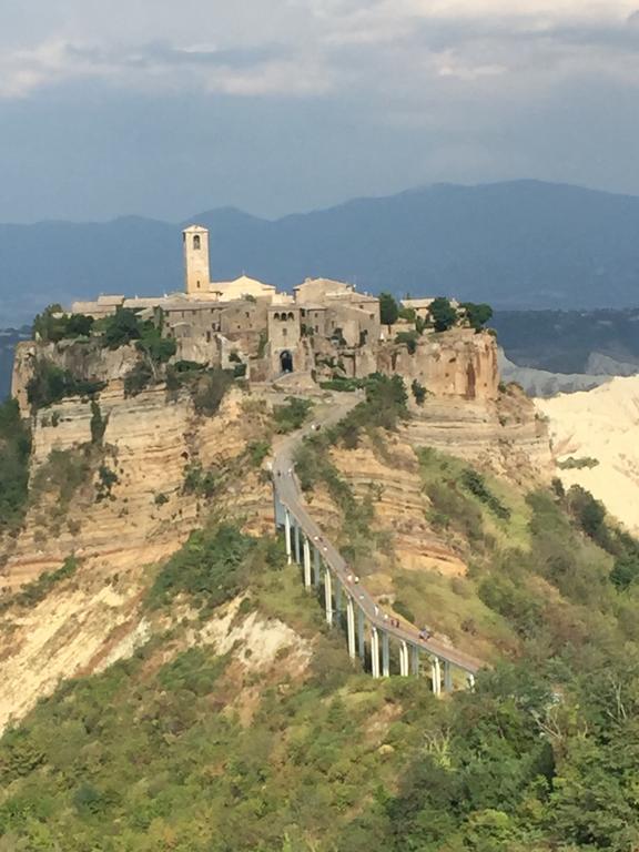 Il Soffio Di Eolo Bed & Breakfast Bagnoregio Luaran gambar